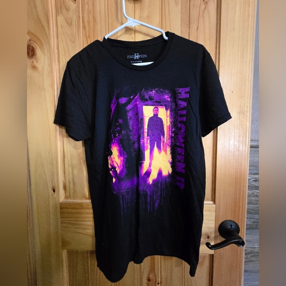 NWT Halloween II T Shirt Men’s Small Black Purple Horror Movie Michael Myers 2 - Picture 1 of 9